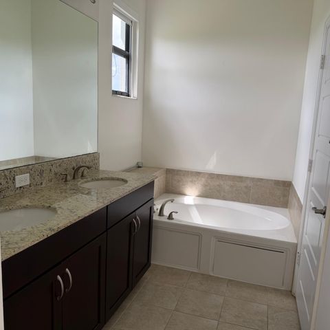 894 NE 191ST Street, Miami, FL 33179
