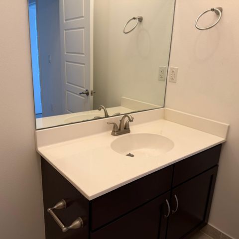 894 NE 191ST Street, Miami, FL 33179