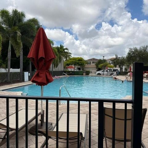 894 NE 191ST Street, Miami, FL 33179