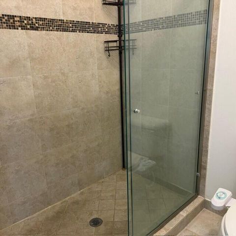894 NE 191ST Street, Miami, FL 33179