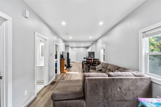 2024 Capitol Avenue, Des Moines, IA 50315