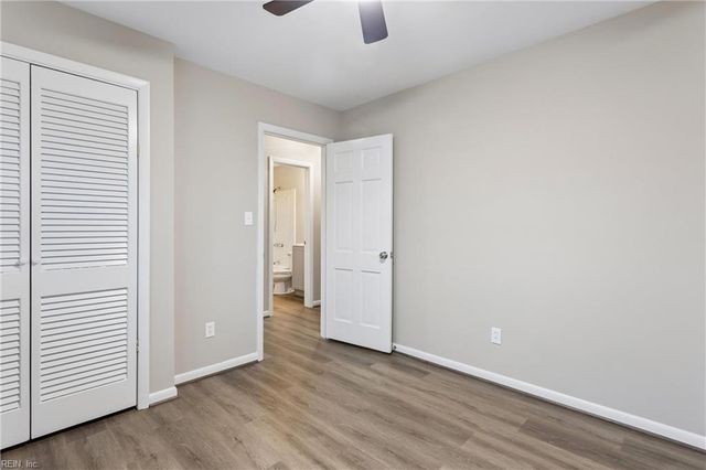 9 Calvert DR, Newport News, VA 23601