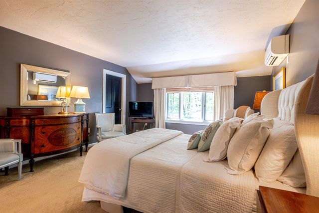13 Pond Place Lane, Concord, NH 03301