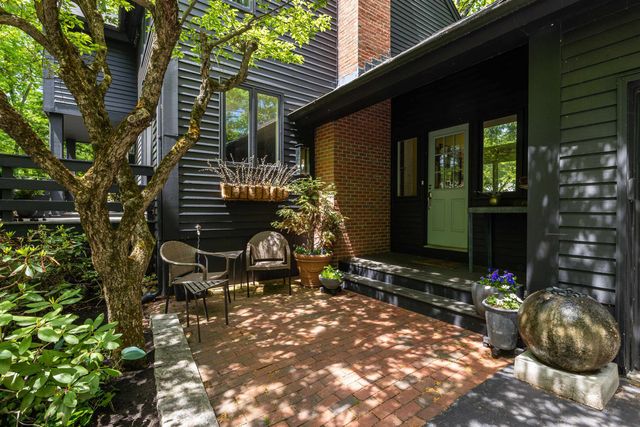 13 Pond Place Lane, Concord, NH 03301