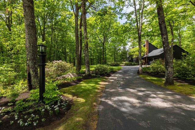 13 Pond Place Lane, Concord, NH 03301