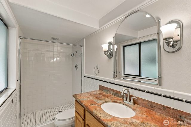 14805 37th Avenue NE, Lake Forest Park, WA 98155