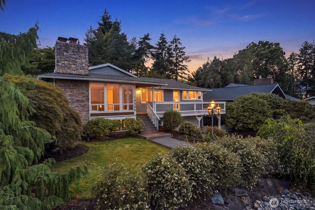 14805 37th Avenue NE, Lake Forest Park, WA 98155