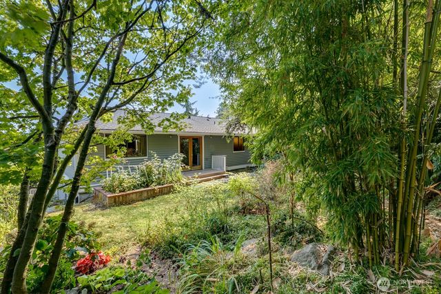 14805 37th Avenue NE, Lake Forest Park, WA 98155
