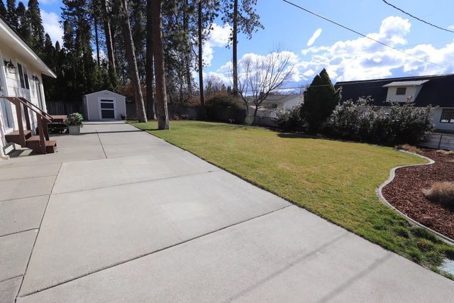 12516 E 25th Ave, Spokane Valley, WA 99216