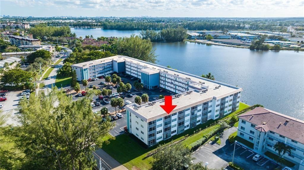 4311 Crystal Lake Drive 421, Pompano Beach, FL 33064