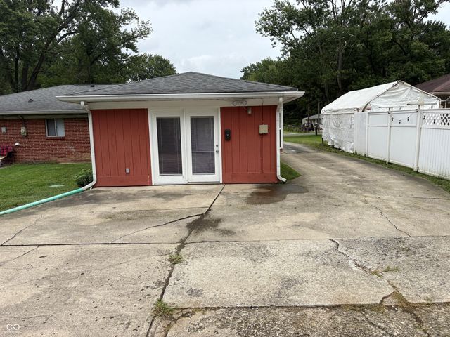 5050 Hardegan Street, Indianapolis, IN 46227