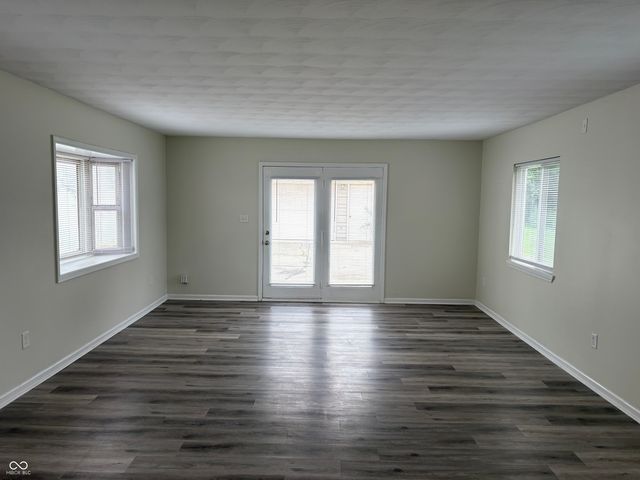 5050 Hardegan Street, Indianapolis, IN 46227