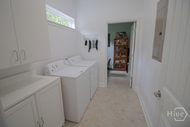 4 Gresham Lane, Savannah, GA 31419