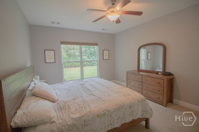 4 Gresham Lane, Savannah, GA 31419