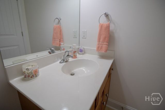 4 Gresham Lane, Savannah, GA 31419