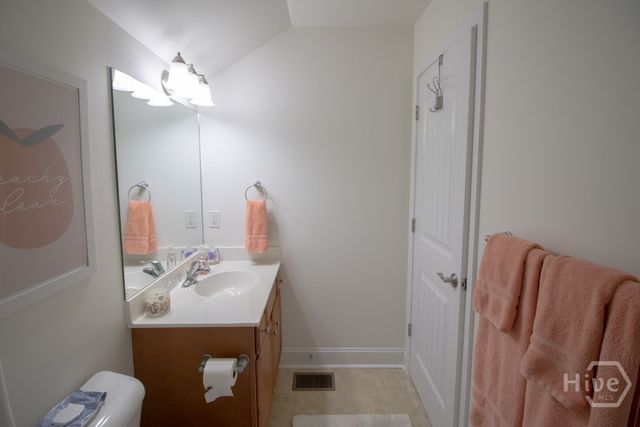 4 Gresham Lane, Savannah, GA 31419