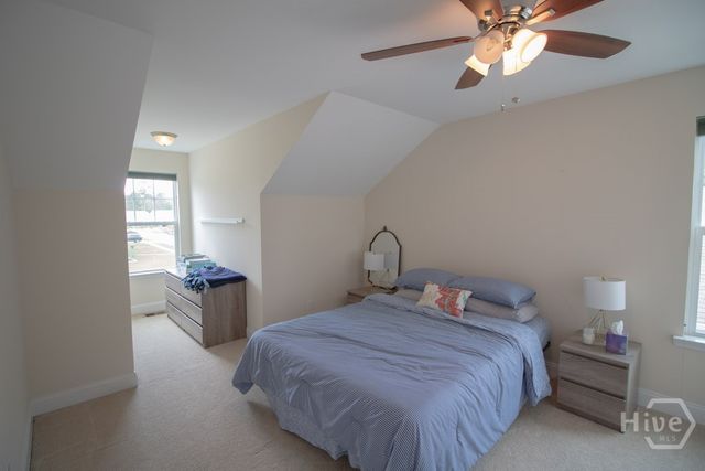 4 Gresham Lane, Savannah, GA 31419