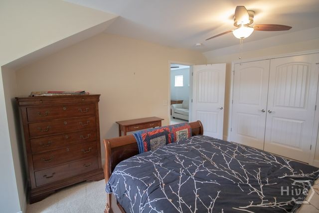 4 Gresham Lane, Savannah, GA 31419