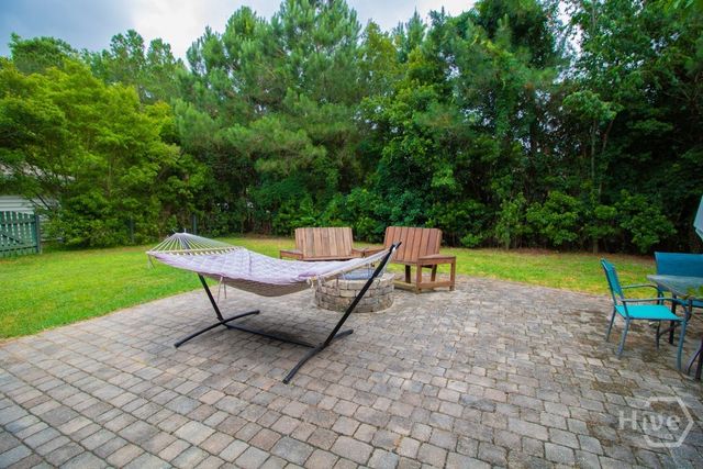 4 Gresham Lane, Savannah, GA 31419