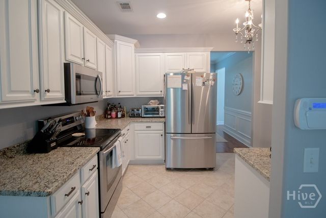 4 Gresham Lane, Savannah, GA 31419