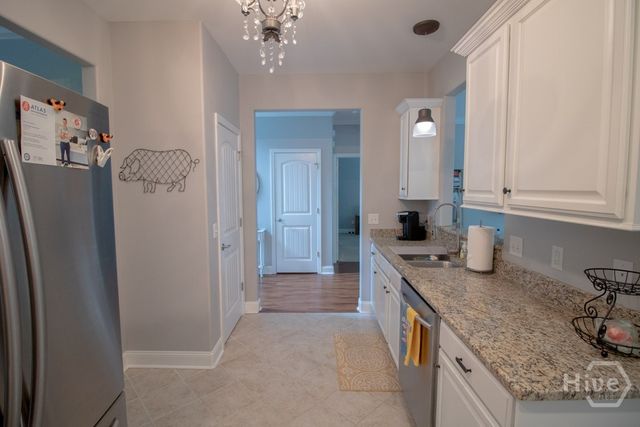 4 Gresham Lane, Savannah, GA 31419
