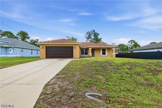 919 Winters ST E, Lehigh Acres, FL 33974