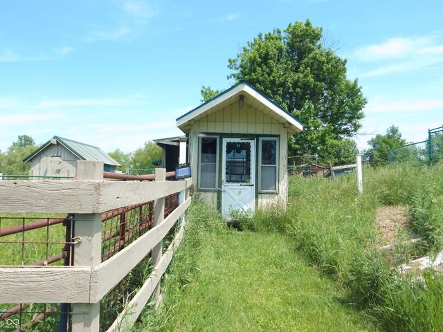 7518 N County Road 75 E, Lizton, IN 46149