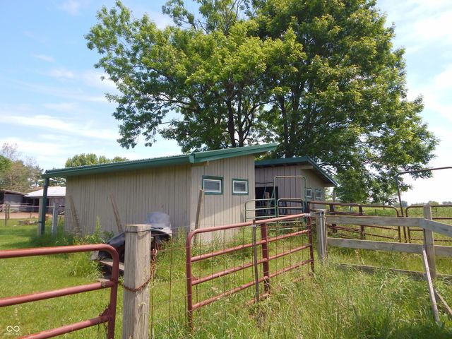 7518 N County Road 75 E, Lizton, IN 46149