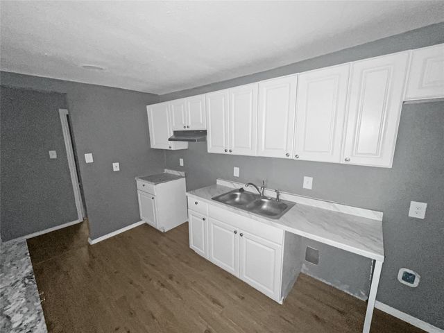 3116 6th Avenue, Fort Worth, TX 76110