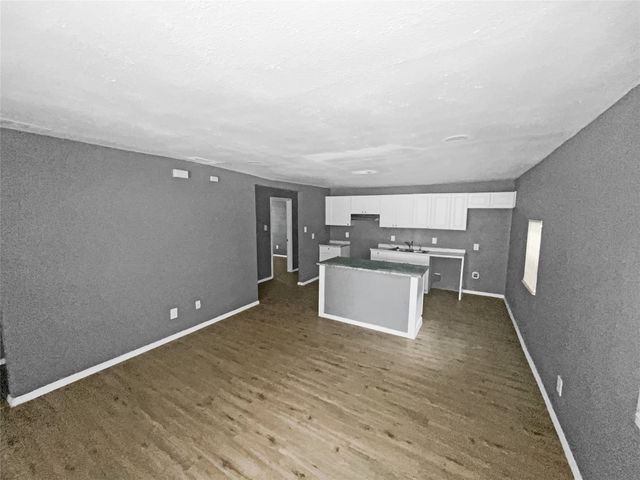 3116 6th Avenue, Fort Worth, TX 76110