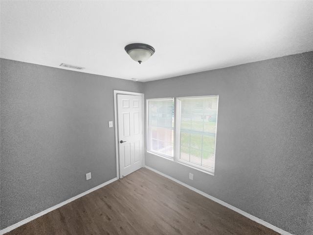 3116 6th Avenue, Fort Worth, TX 76110