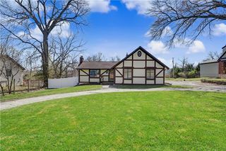 505 E 97th Street, Kansas City, MO 64131