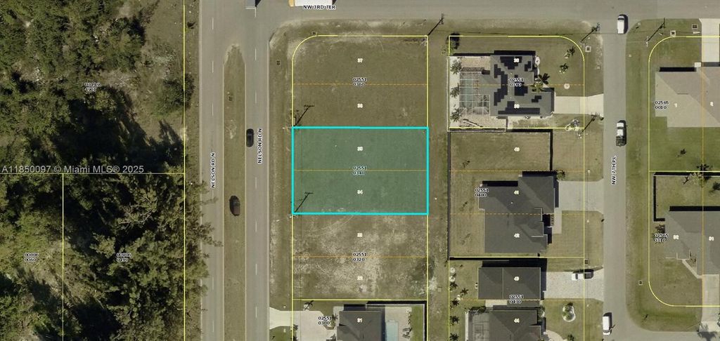 307 Nelson RD N, Cape Coral, FL 33993