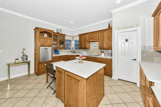 143 Sugartree Circle, Lipan, TX 76462
