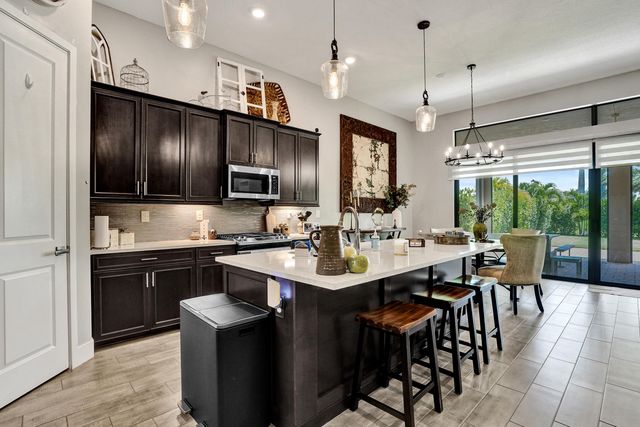 7655 SEACOAST Drive, Parkland, FL 33067