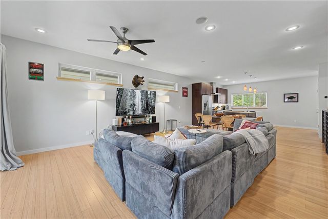 175 W Martin Luther King Boulevard, Fayetteville, AR 72701