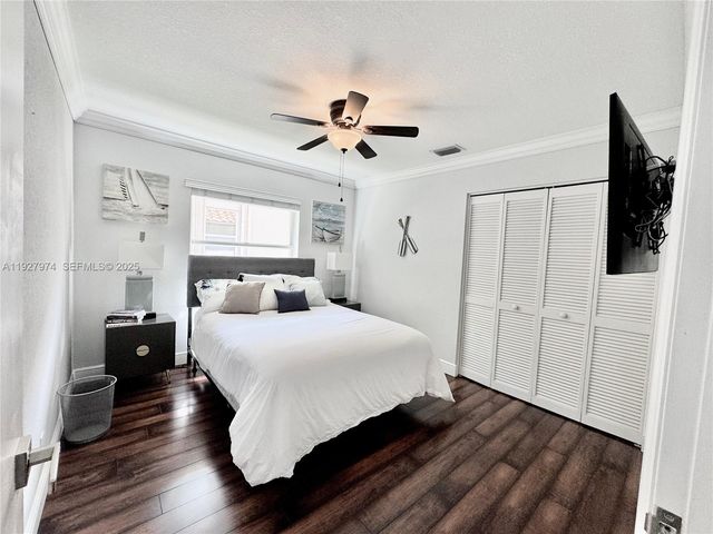 19754 Dinner Key Dr, Boca Raton, FL 33498