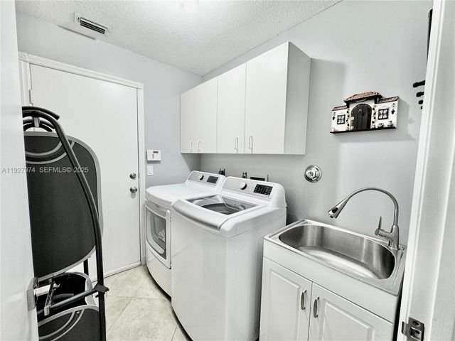 19754 Dinner Key Dr, Boca Raton, FL 33498