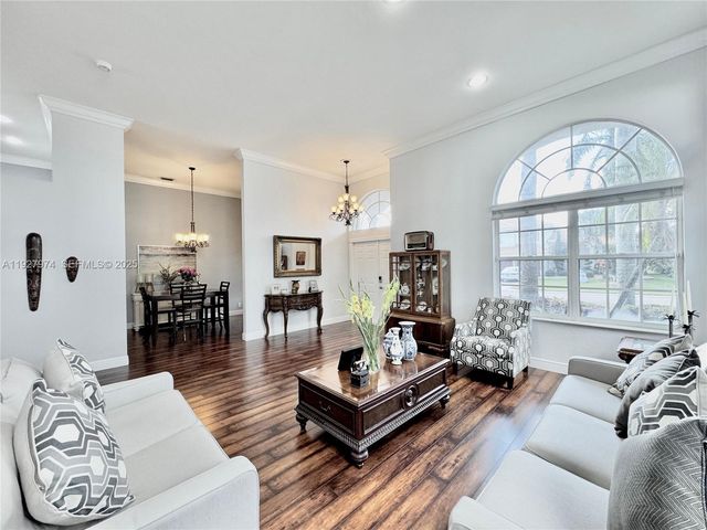 19754 Dinner Key Dr, Boca Raton, FL 33498