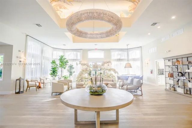 19754 Dinner Key Dr, Boca Raton, FL 33498