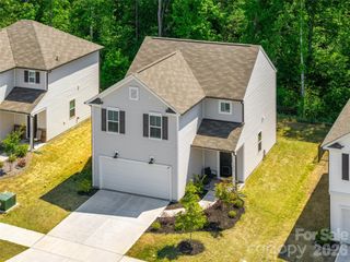 11012 Wickenden Way, Charlotte, NC 28214