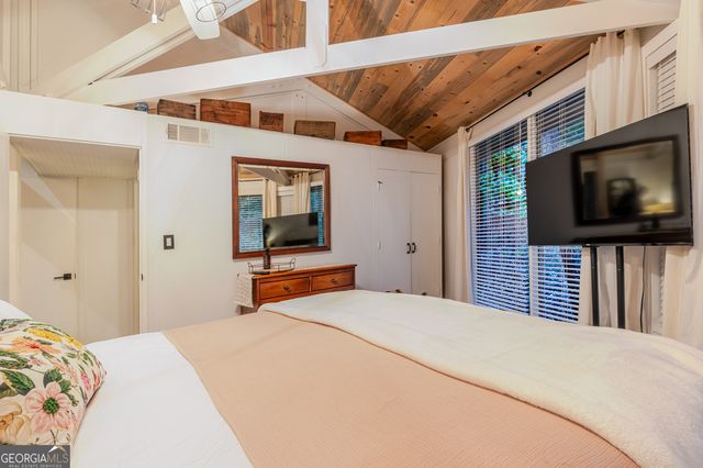 150 TREETOPPER Circle, Big Canoe, GA 30143