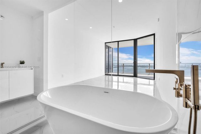 700 Ne 24th Street 4507, Miami, FL 33137