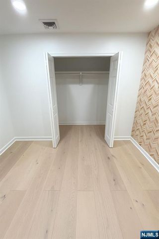 996 Palisade Avenue, Teaneck, NJ 07666