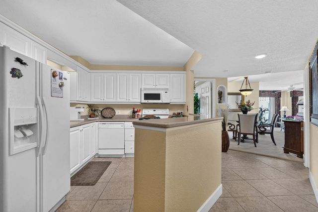 925 N HALIFAX AVENUE 403, Daytona Beach, FL 32118