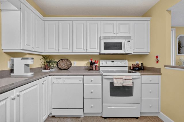 925 N HALIFAX AVENUE 403, Daytona Beach, FL 32118