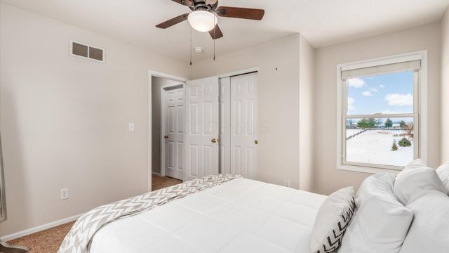 156 Glen Crossing Drive, Etna, OH 43062