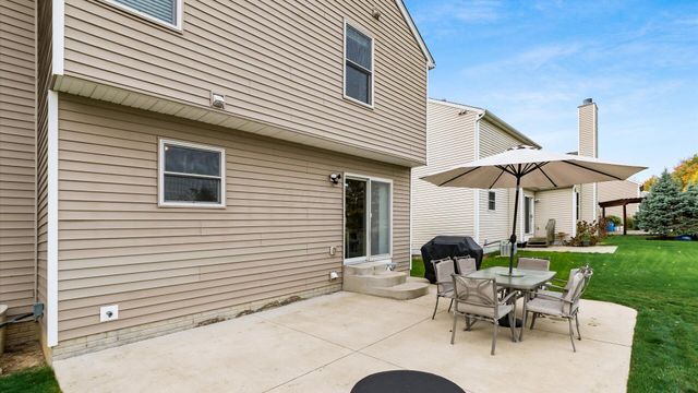 156 Glen Crossing Drive, Etna, OH 43062