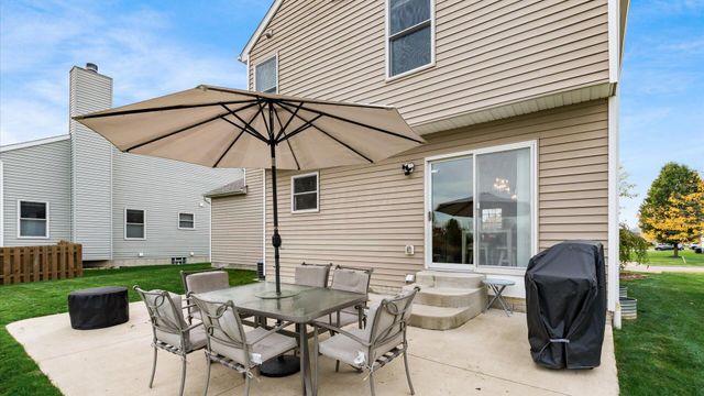 156 Glen Crossing Drive, Etna, OH 43062