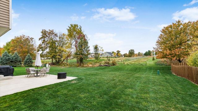 156 Glen Crossing Drive, Etna, OH 43062